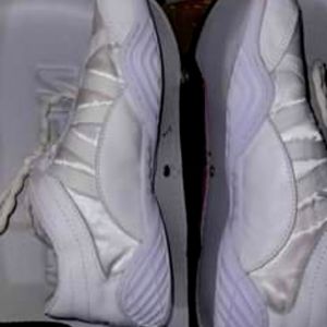 9.5 Nfinity Evolution cheer shoes